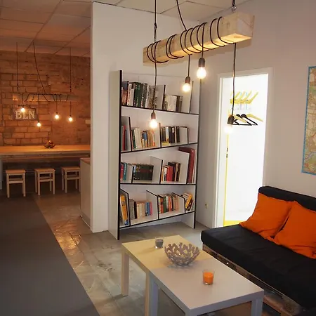 Box61 Art Concept Flat Albergue