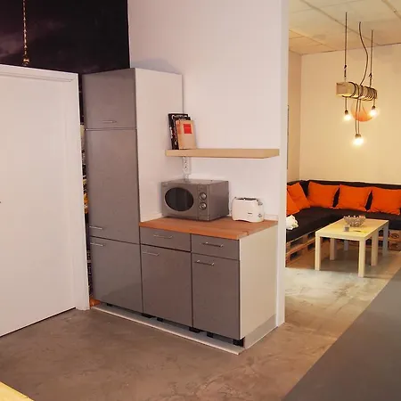 Box61 Art Concept Flat * Berlim